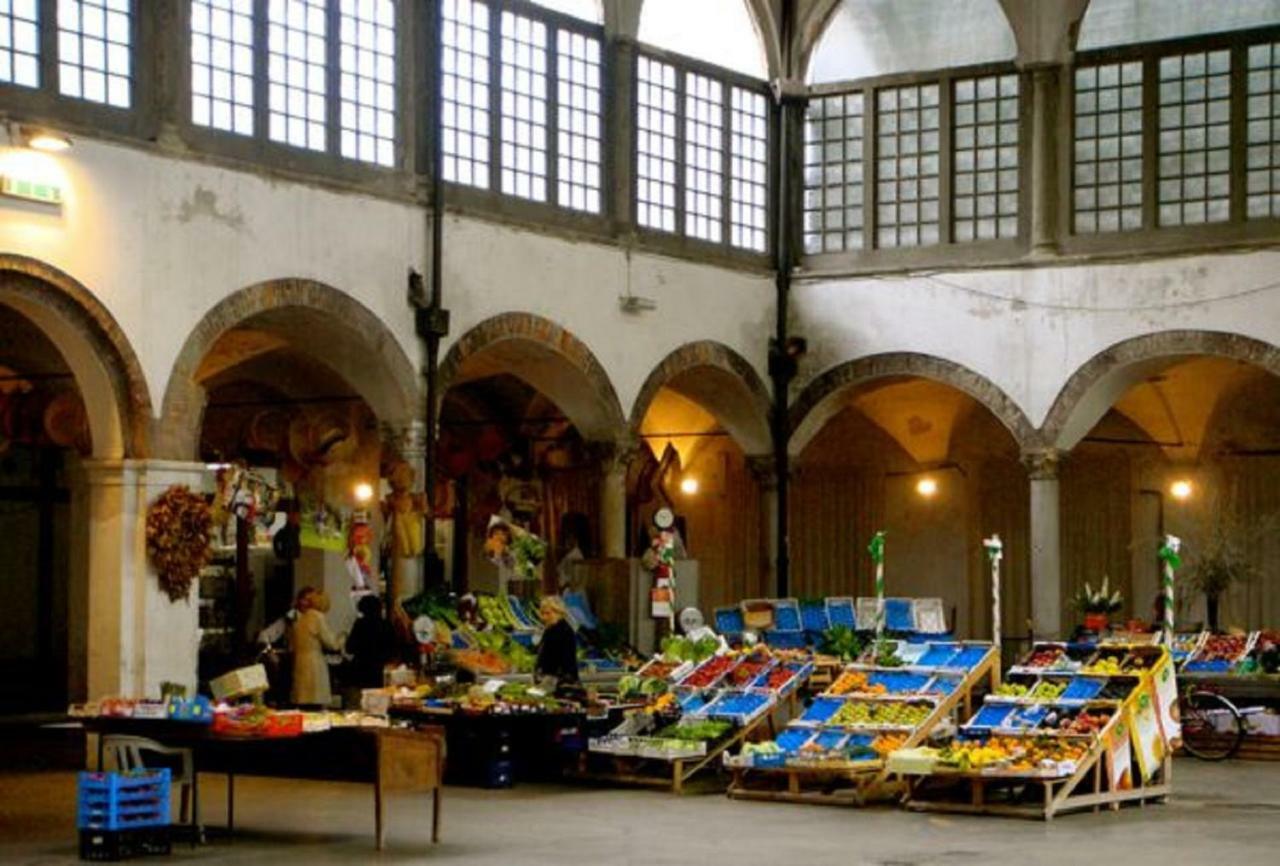 Il Glicine Di Lucca Lägenhet Exteriör bild